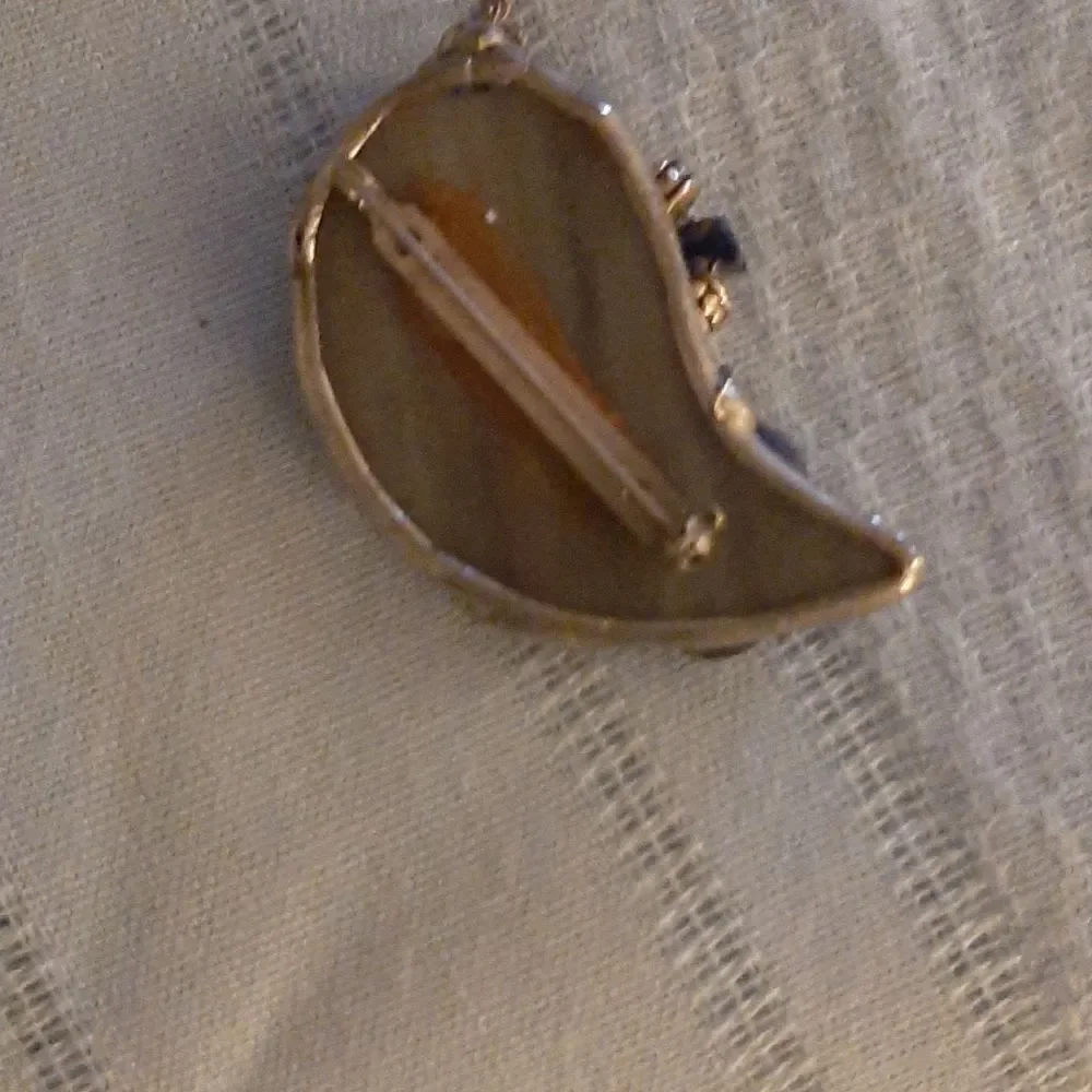 Vintage artician brooch